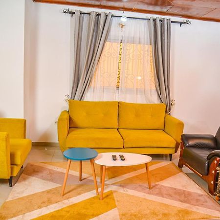 Appartement Meuble 2 Chambres Avec Salle De Bain - 1 Salon - 1E Cuisine - La Concorde - Quartier Nkomkana Yaoundé エクステリア 写真