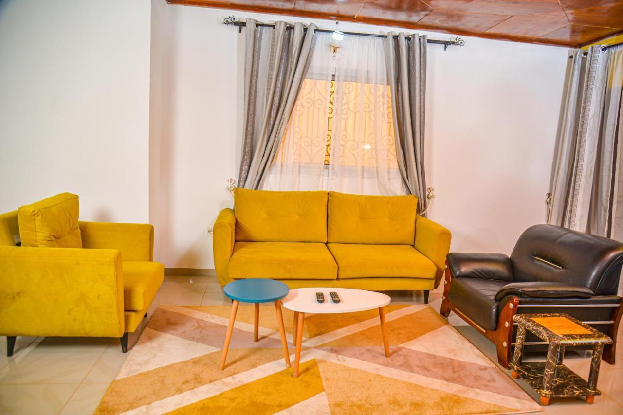 Appartement Meuble 2 Chambres Avec Salle De Bain - 1 Salon - 1E Cuisine - La Concorde - Quartier Nkomkana Yaoundé エクステリア 写真